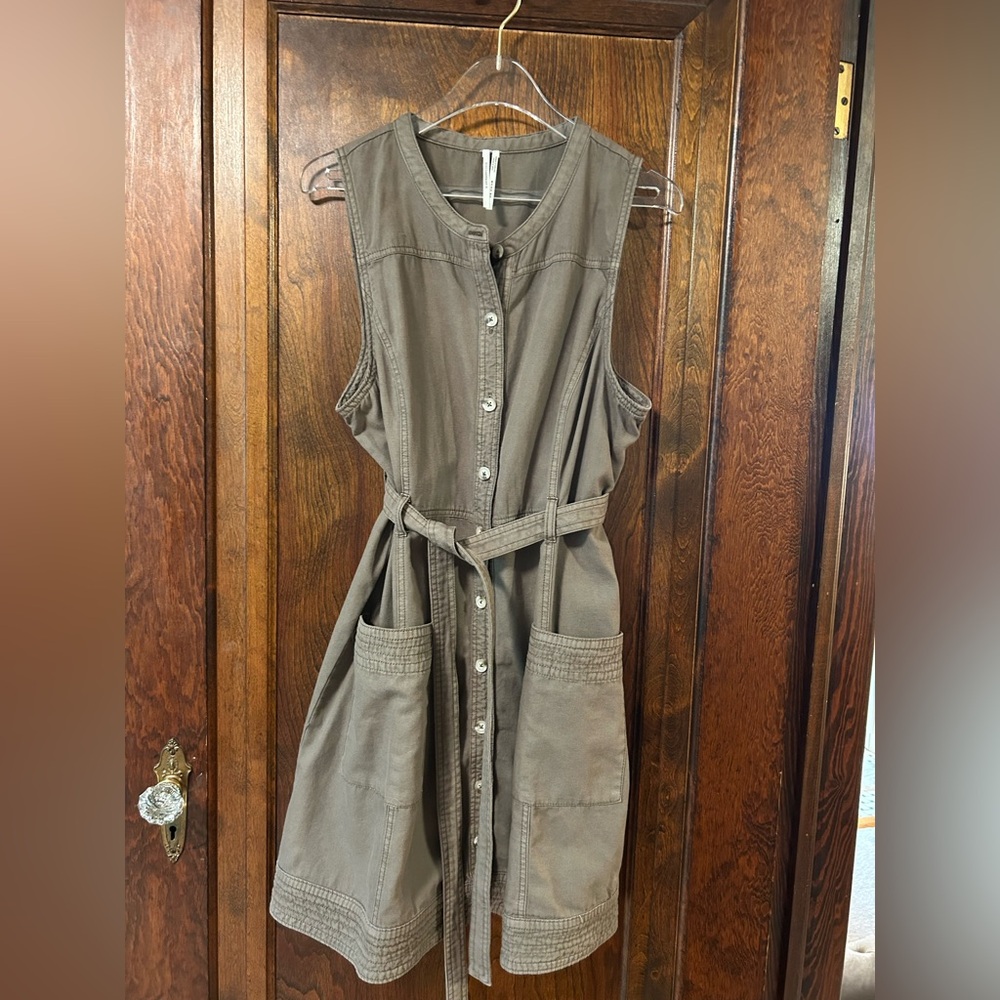 Anthropologie Belted Utility Button up dress